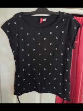 H&M Vintage Y2K Black Tee with White Diamond Print
